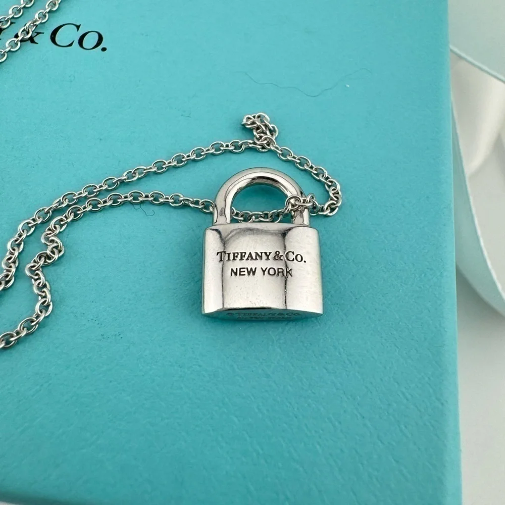 RARE Tiffany & Co. 18k Pave 💎 Diamond Padlock Necklace White Gold - Picture 6 of 9